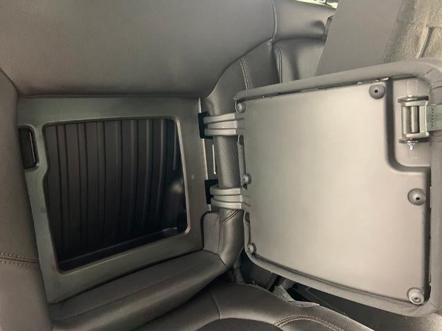 2022 GMC Sierra 2500 HD Crew Cab Standard Box 4-Wheel Drive AT4