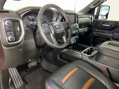 2022 GMC Sierra 2500 HD Crew Cab Standard Box 4-Wheel Drive AT4