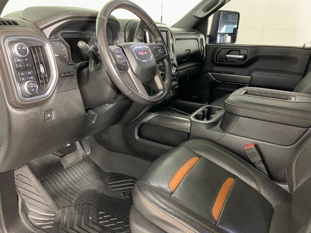 2020 GMC Sierra 2500 HD Crew Cab Standard Box 4-Wheel Drive AT4