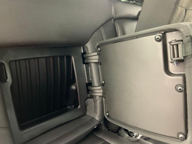 2024 GMC Sierra 3500 HD Crew Cab Long Box 4-Wheel Drive SLT