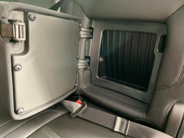 2021 GMC Sierra 3500 HD Crew Cab Standard Box 4-Wheel Drive Denali