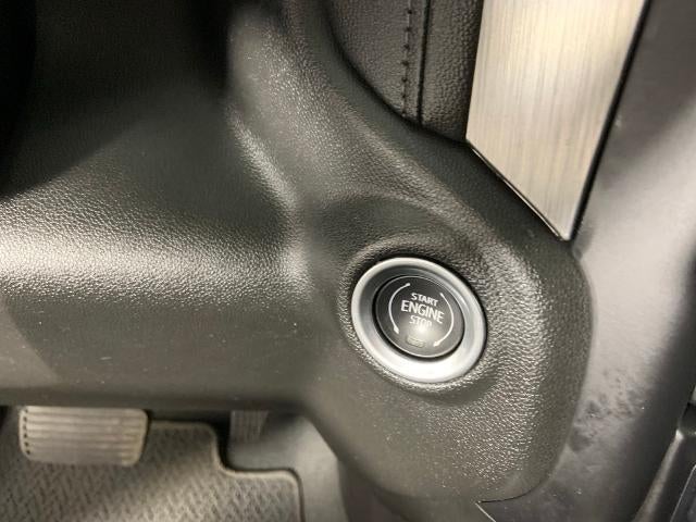 2021 GMC Sierra 3500 HD Crew Cab Standard Box 4-Wheel Drive Denali