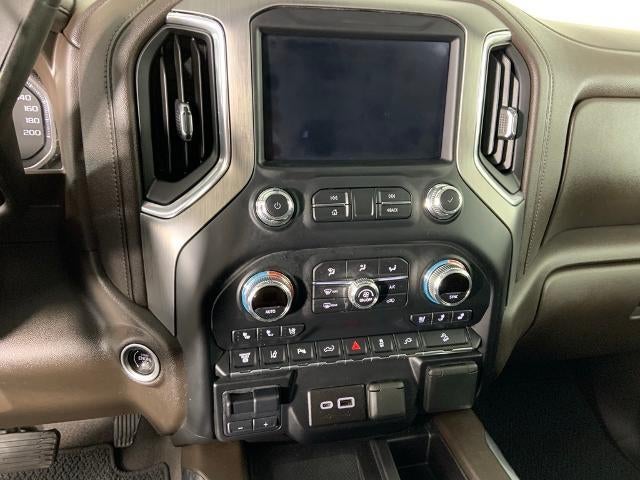 2022 GMC Sierra 3500 HD Crew Cab Standard Box 4-Wheel Drive Denali