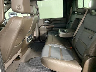 2022 GMC Sierra 3500 HD Crew Cab Standard Box 4-Wheel Drive Denali