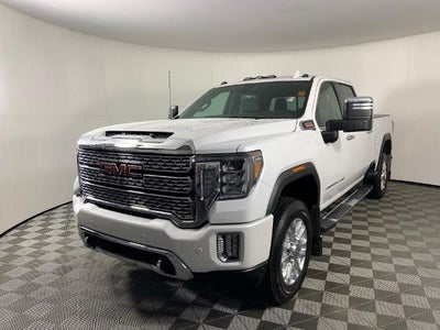 2022 GMC Sierra 3500 HD Crew Cab Standard Box 4-Wheel Drive Denali