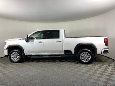 2022 GMC Sierra 3500 HD Crew Cab Standard Box 4-Wheel Drive Denali