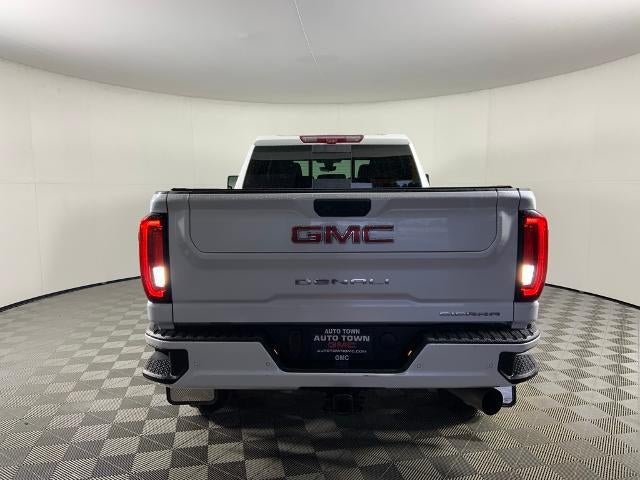 2022 GMC Sierra 3500 HD Crew Cab Standard Box 4-Wheel Drive Denali