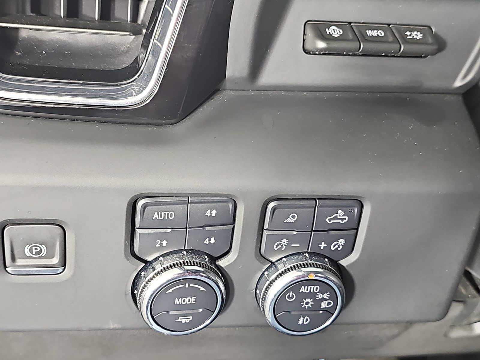 2024 GMC Sierra 2500 HD Crew Cab Standard Box 4-Wheel Drive Denali Ultimate