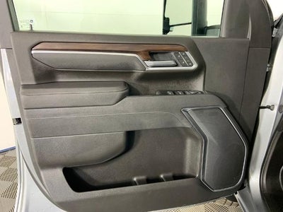 2025 GMC Sierra 3500 HD Crew Cab Standard Box 4-Wheel Drive SLT
