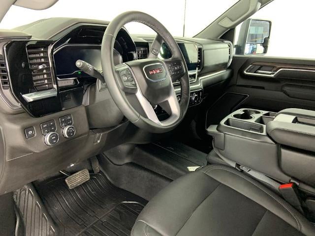 2025 GMC Sierra 3500 HD Crew Cab Standard Box 4-Wheel Drive SLT