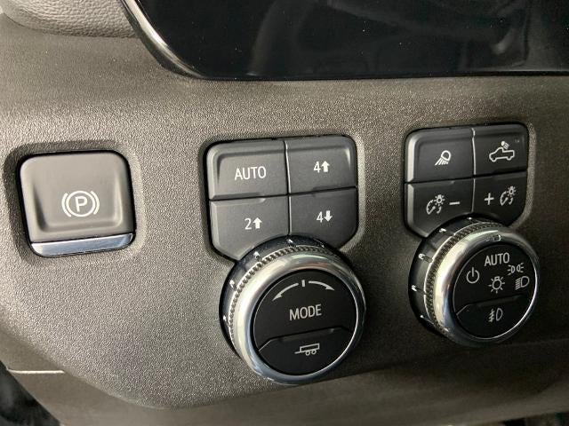 2025 GMC Sierra 3500 HD Crew Cab Standard Box 4-Wheel Drive SLT