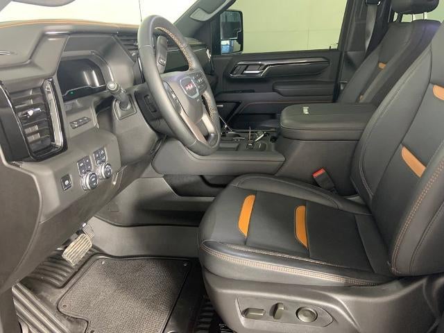 2025 GMC Sierra 3500 HD Crew Cab Standard Box 4-Wheel Drive AT4