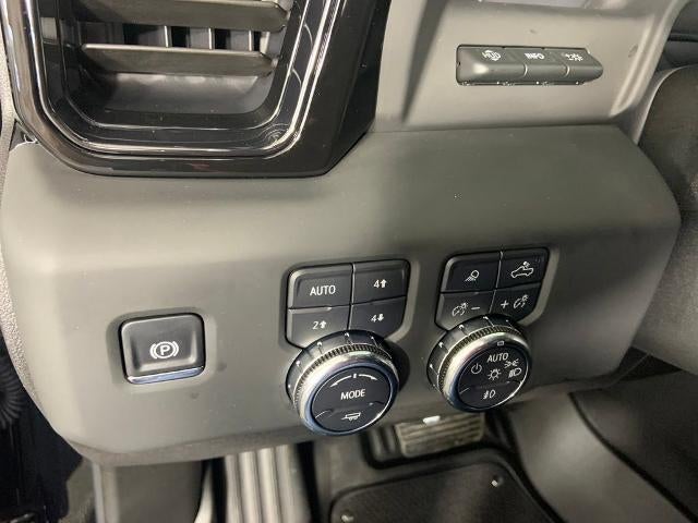2025 GMC Sierra 3500 HD Crew Cab Standard Box 4-Wheel Drive AT4