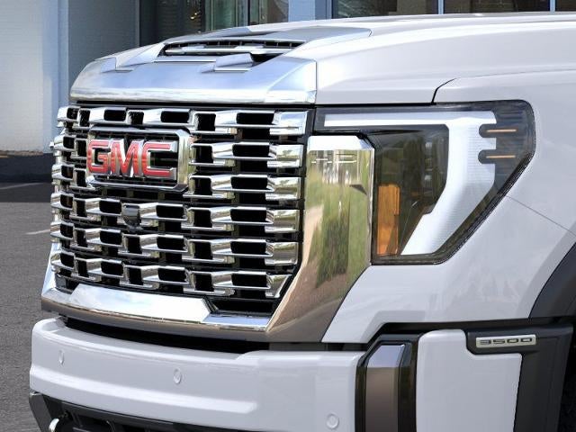 2026 GMC Sierra 3500 HD Crew Cab Long Box 4-Wheel Drive Denali
