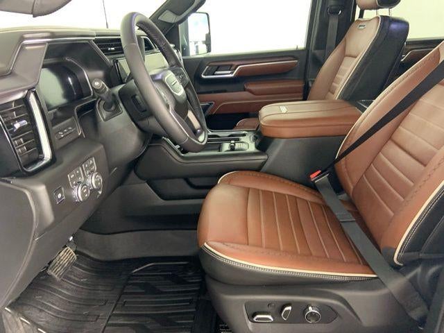 2026 GMC Sierra 3500 HD Crew Cab Long Box 4-Wheel Drive Denali Ultimate