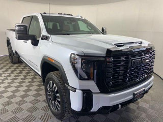 2026 GMC Sierra 3500 HD Crew Cab Long Box 4-Wheel Drive Denali Ultimate