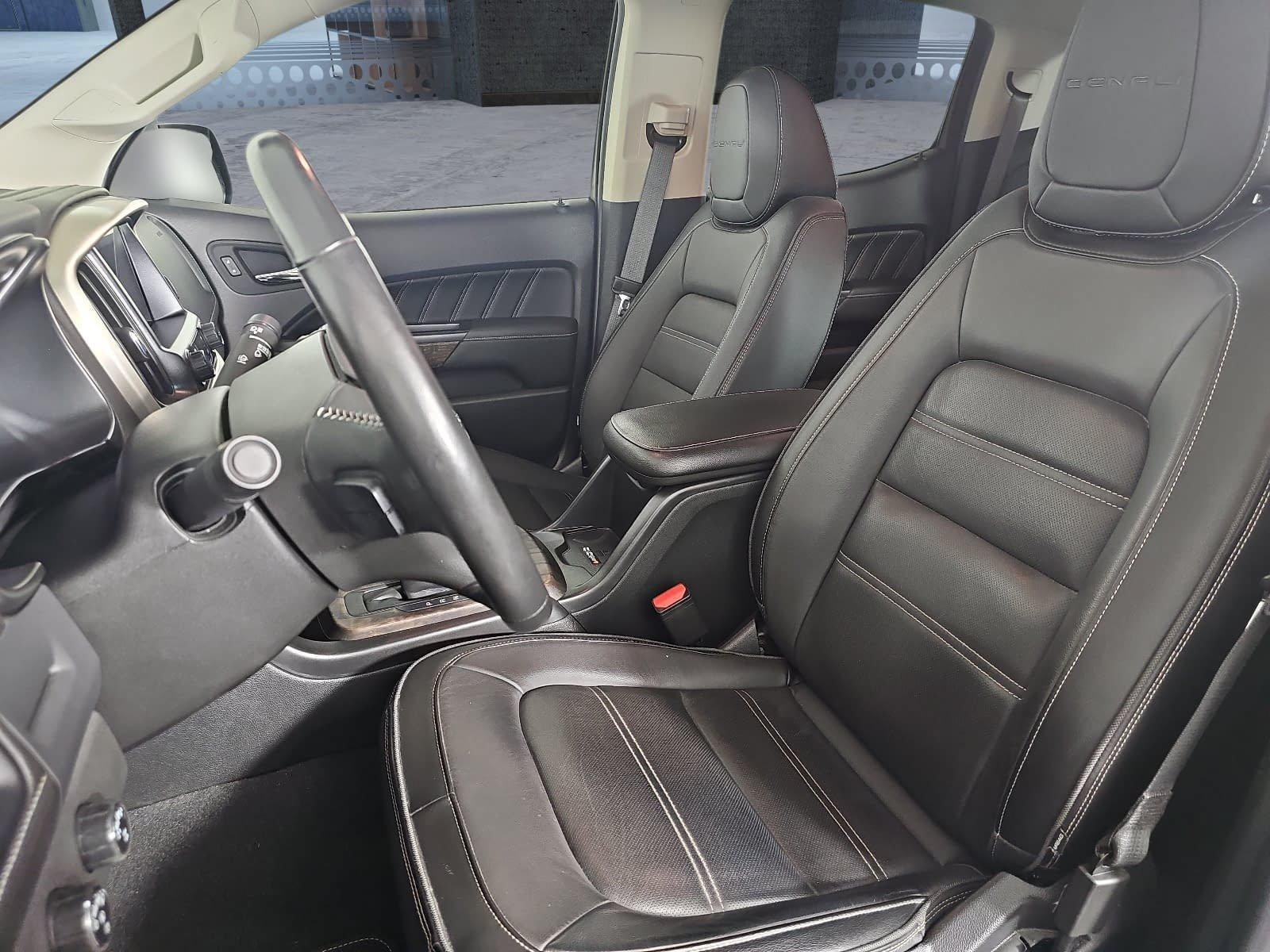 2021 GMC Canyon Crew Cab Short Box 4-Wheel Drive Denali