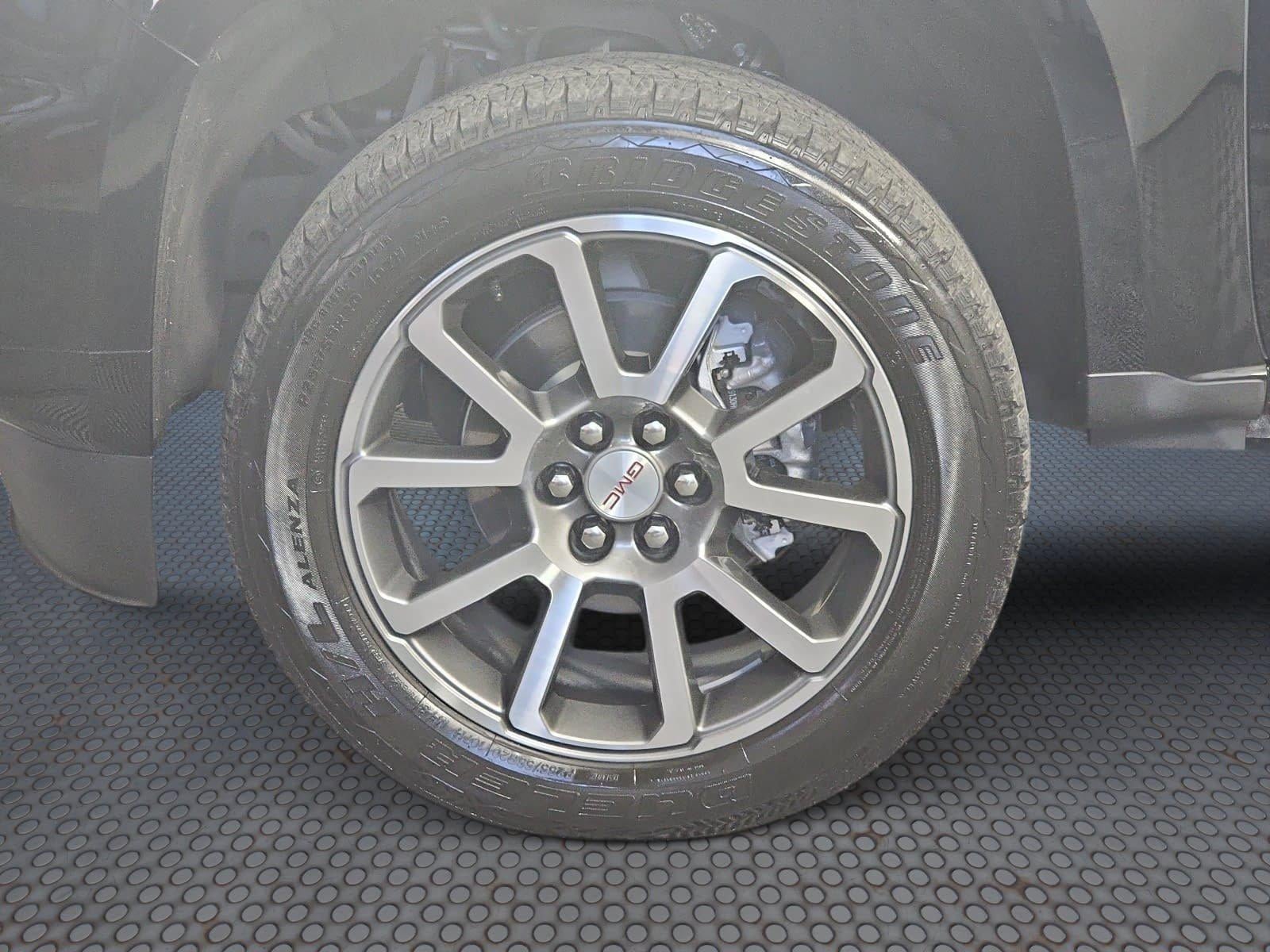 2021 GMC Canyon Crew Cab Short Box 4-Wheel Drive Denali