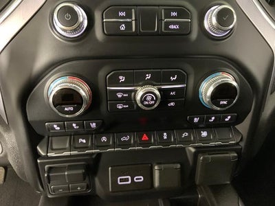 2019 GMC Sierra 1500 Crew Cab Short Box 4-Wheel Drive SLT