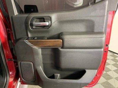 2019 GMC Sierra 1500 Crew Cab Short Box 4-Wheel Drive SLT