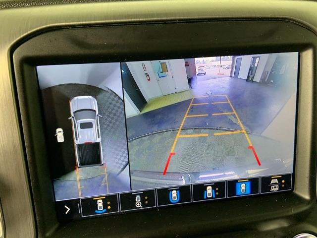 2021 GMC Sierra 1500 Crew Cab Short Box 4-Wheel Drive Denali
