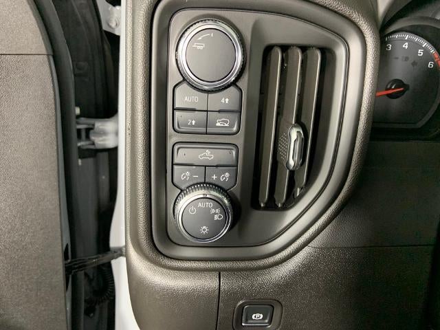 2025 GMC Sierra 1500 Crew Cab Short Box 4-Wheel Drive Pro