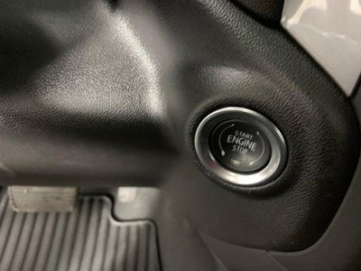 2025 GMC Sierra 1500 Crew Cab Short Box 4-Wheel Drive Pro