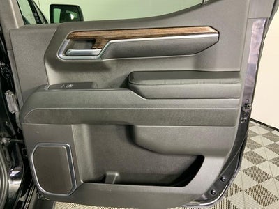 2024 GMC Sierra 1500 Crew Cab Short Box 4-Wheel Drive Elevation 3SB