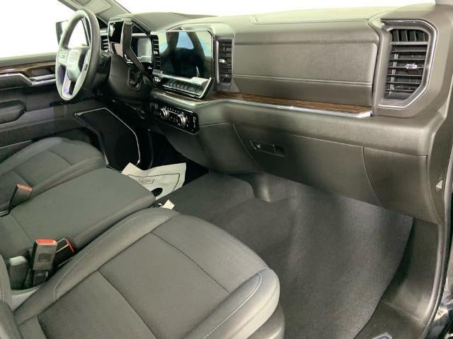 2024 GMC Sierra 1500 Crew Cab Short Box 4-Wheel Drive Elevation 3SB