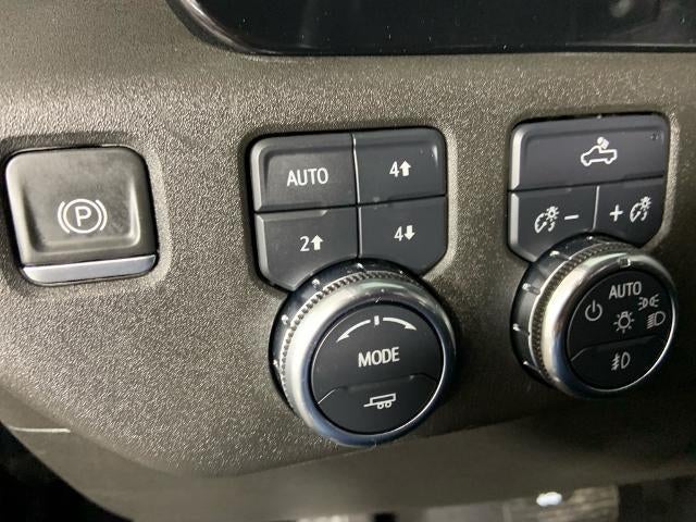 2024 GMC Sierra 1500 Crew Cab Short Box 4-Wheel Drive Elevation 3SB