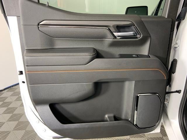 2025 GMC Sierra 1500 Crew Cab Short Box 4-Wheel Drive AT4