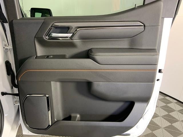 2025 GMC Sierra 1500 Crew Cab Short Box 4-Wheel Drive AT4