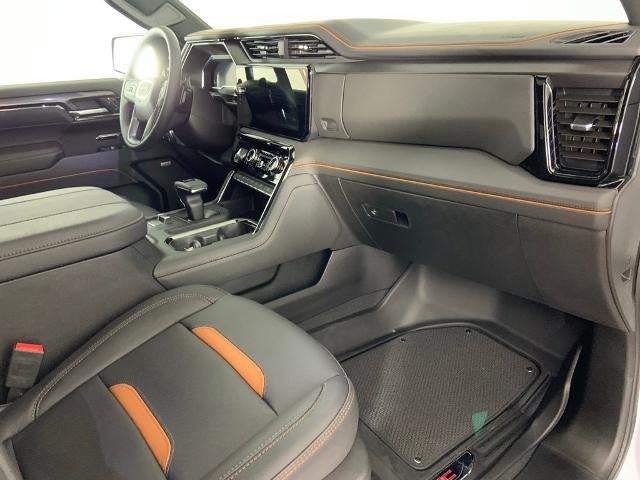 2025 GMC Sierra 1500 Crew Cab Short Box 4-Wheel Drive AT4