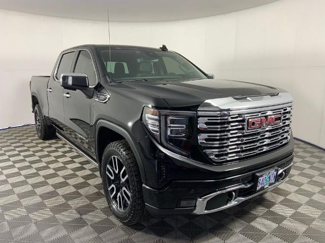 2022 GMC Sierra 1500 Crew Cab Standard Box 4-Wheel Drive Denali