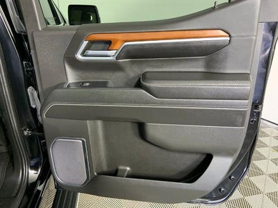 2022 GMC Sierra 1500 Crew Cab Standard Box 4-Wheel Drive Denali