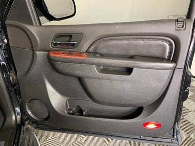 2014 Cadillac Escalade AWD Luxury