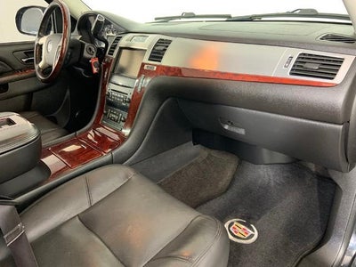 2014 Cadillac Escalade AWD Luxury