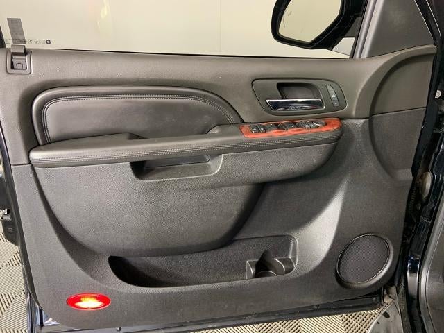 2014 Cadillac Escalade AWD Luxury