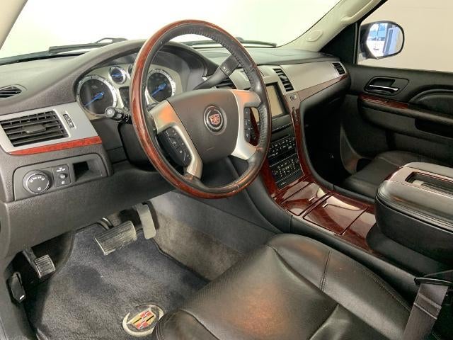 2014 Cadillac Escalade AWD Luxury