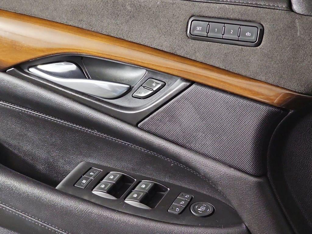 2020 Cadillac Escalade 4WD Luxury