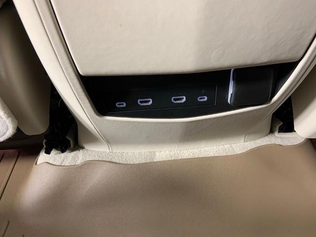 2022 Cadillac Escalade 4WD Sport Platinum