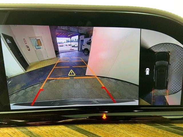 2022 Cadillac Escalade 4WD Sport Platinum