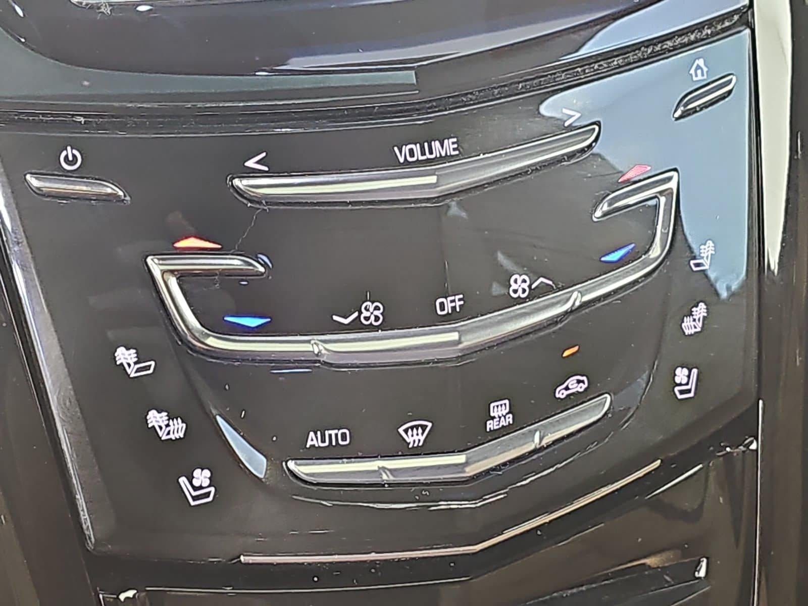 2017 Cadillac Escalade ESV 4WD Platinum