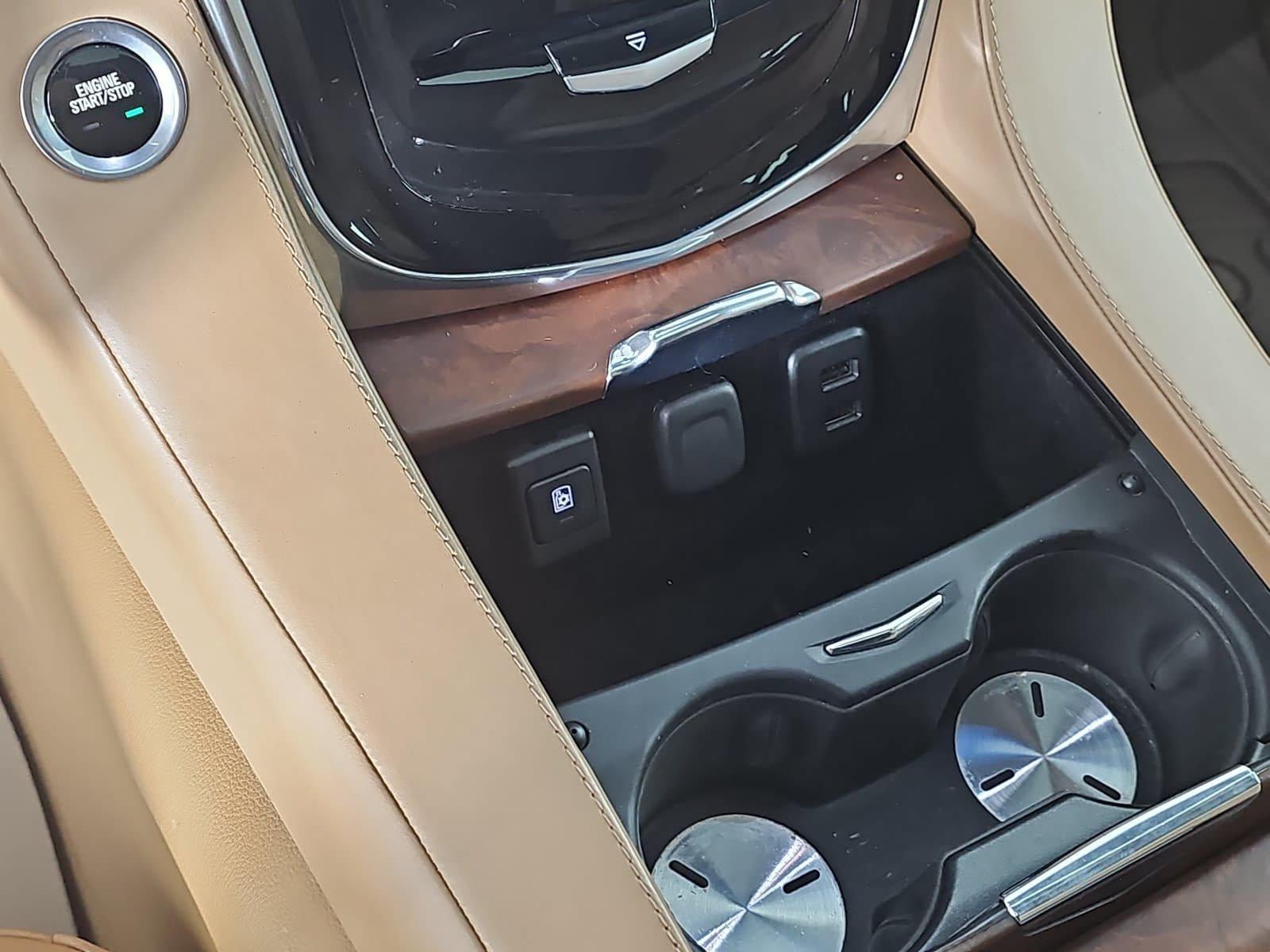 2017 Cadillac Escalade ESV 4WD Platinum