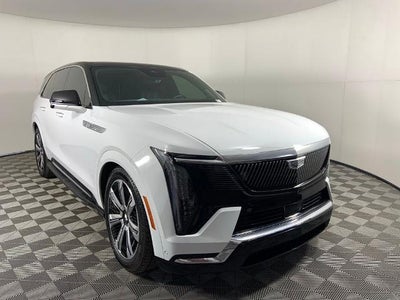 2025 Cadillac ESCALADE IQ AWD Luxury 2