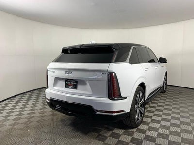 2025 Cadillac ESCALADE IQ AWD Luxury 2