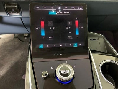 2025 Cadillac ESCALADE IQ AWD Luxury 2