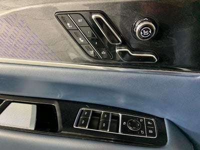 2025 Cadillac ESCALADE IQ AWD Luxury 2