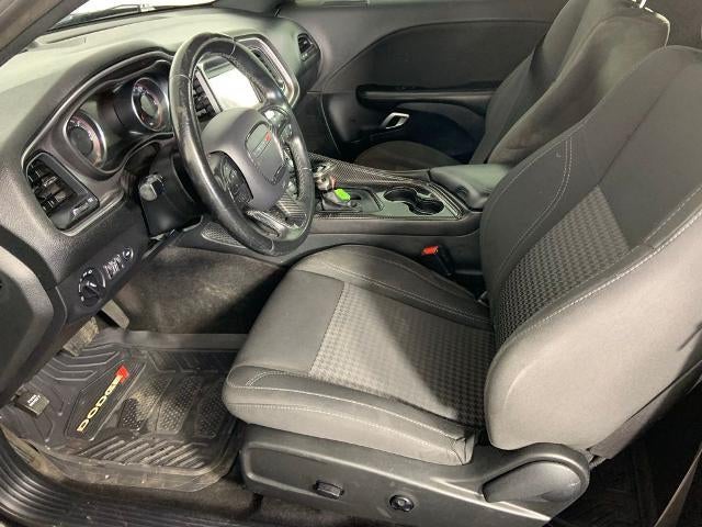 2019 Dodge Challenger SXT RWD