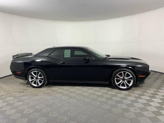2019 Dodge Challenger SXT RWD
